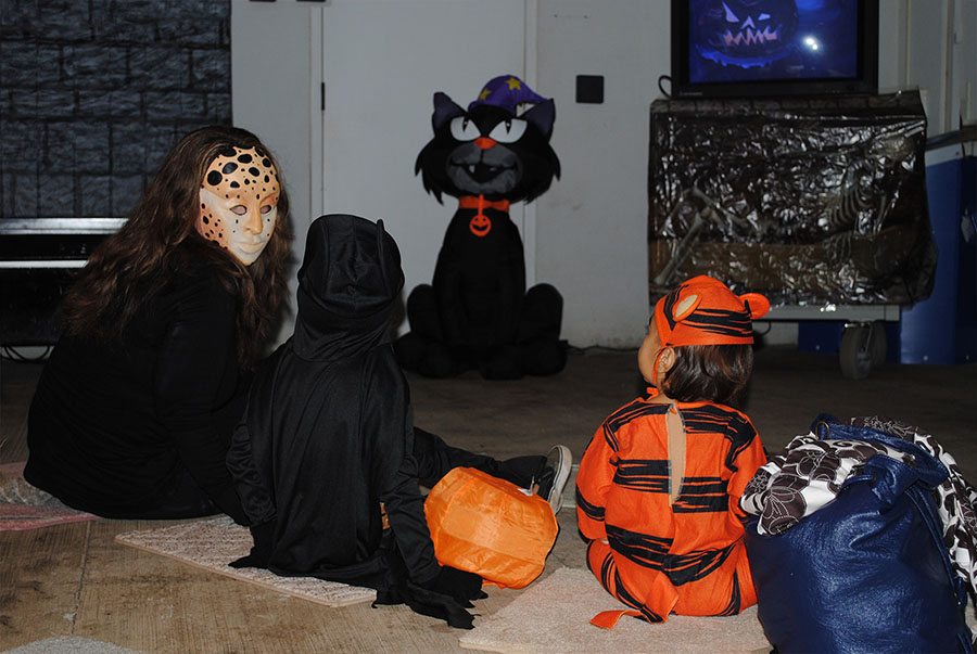 Kids Halloween Theater